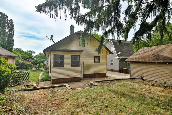 811 N Chicago AVE, Rockford, IL 61107