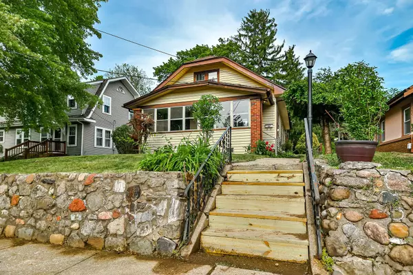 811 N Chicago AVE, Rockford, IL 61107