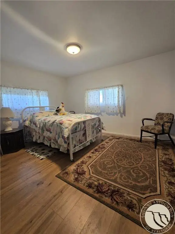 313 S Teigen AVE, Winnett, MT 59087