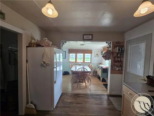 313 S Teigen AVE, Winnett, MT 59087