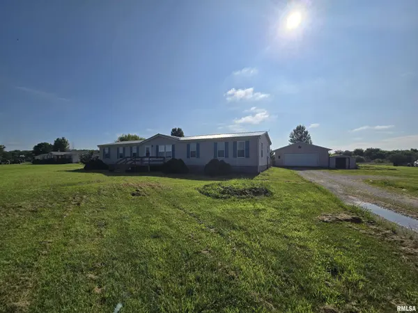 17286 N IDLEWOOD LN, Mt Vernon, IL 62864