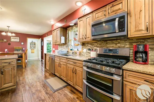 24 S Swan LN, Fromberg, MT 59059