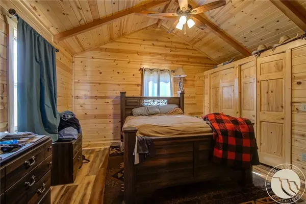 7801 Custer Frontage RD, Custer, MT 59024