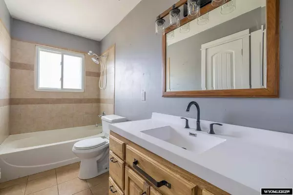 421 Oleander Street, Casper, WY 82604