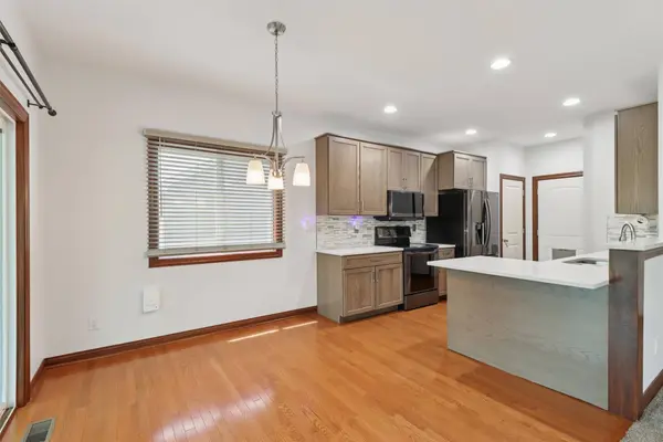 4729 E Merced Street, Des Moines, IA 50317