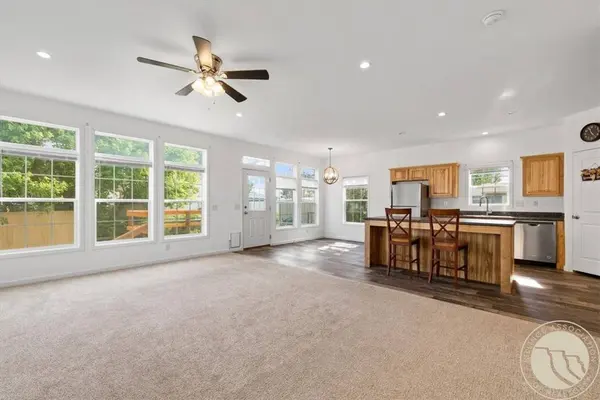 8020 Wade ST, Shepherd, MT 59079