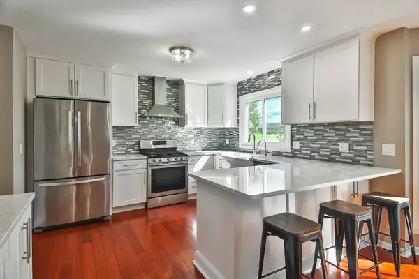 277 Brooke LN, Rockford, IL 61107