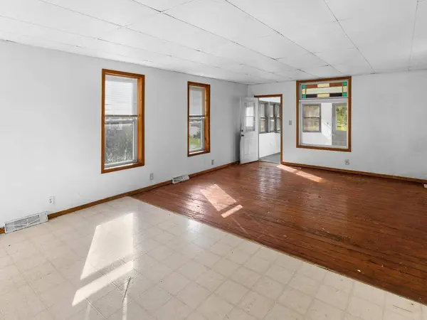 25 W 3rd ST, Rush City, MN 55069