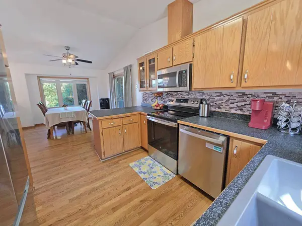830 Dellwood ST S, Cambridge, MN 55008