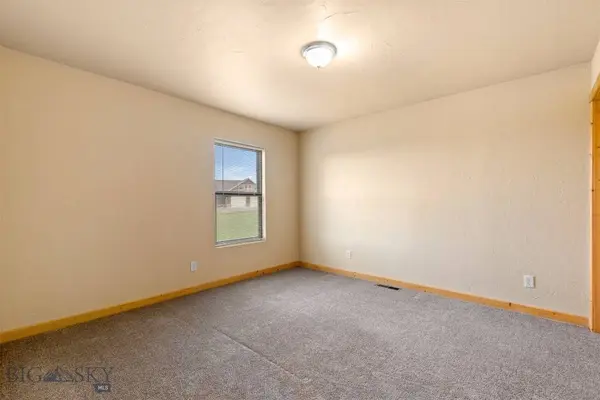 3919 High Trail RD, Billings, MT 59101