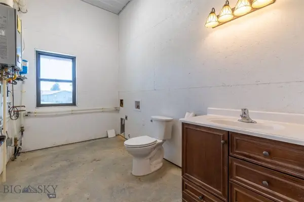 3923 High Trail RD, Billings, MT 59101