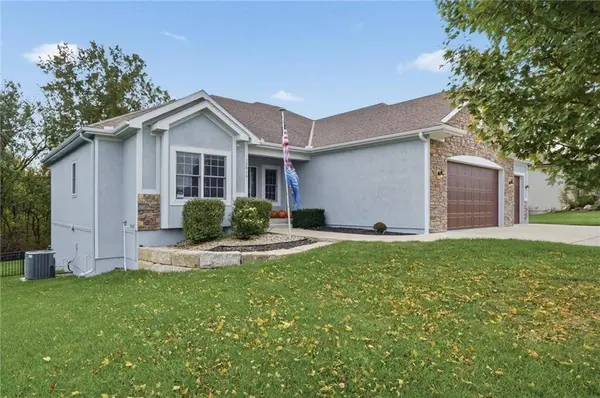 12815 Hubbard RD, Kansas City, KS 66109