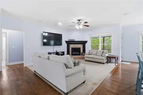 12815 Hubbard RD, Kansas City, KS 66109