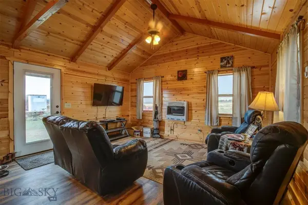 7801 Custer Frontage RD, Custer, MT 59024