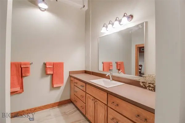 1363 Montana AVE #303, Billings, MT 59101