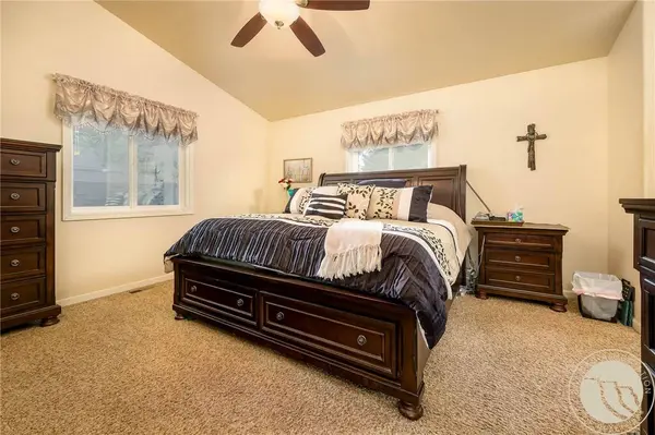 801 E 4th ST, Laurel, MT 59044