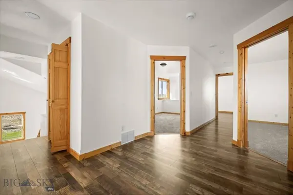 1960 Coyote Ridge RD N, Laurel, MT 59044