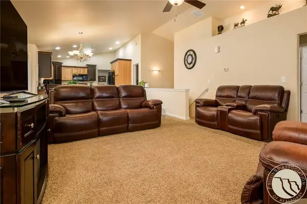 801 E 4th ST, Laurel, MT 59044