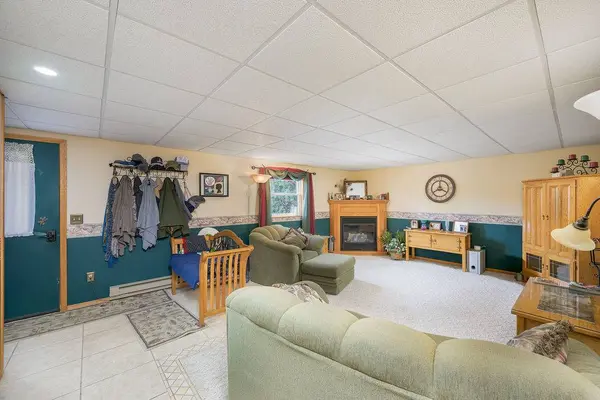 1102 Whispering Pines DR, Billings, MT 59101