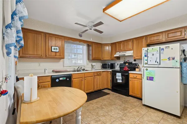 5846 GREENBRIAR CT, Zephyrhills, FL 33542