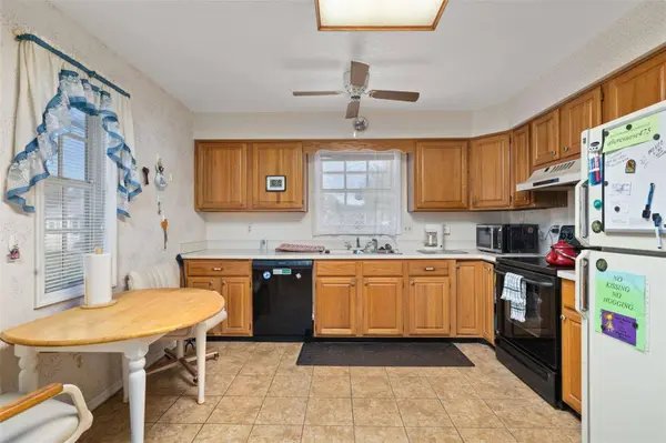 5846 GREENBRIAR CT, Zephyrhills, FL 33542