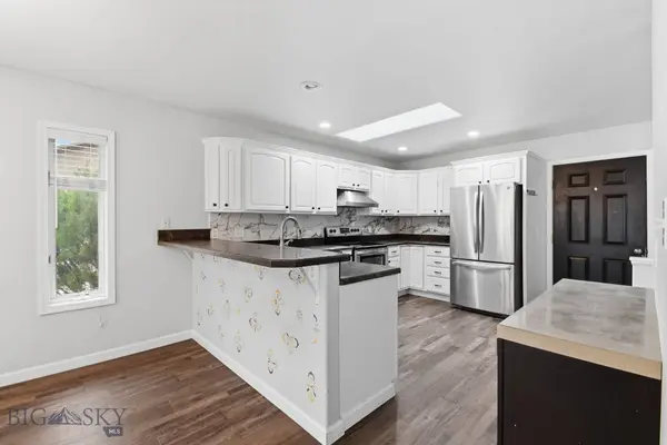 328 35th AVE NE, Great  Falls, MT 59404