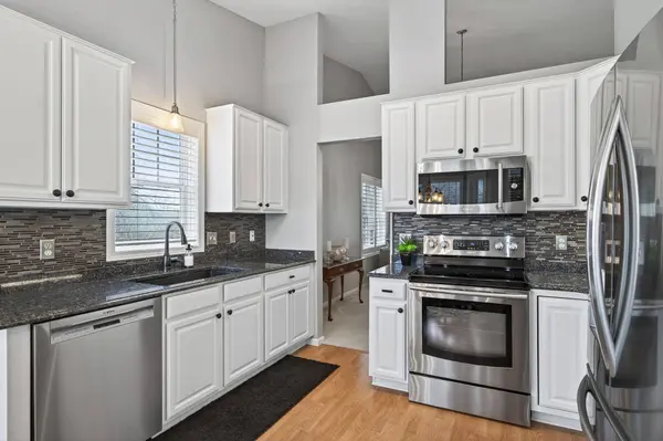 16103 70th PL N, Maple Grove, MN 55311