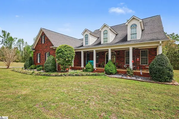 1074 Penland Road, Laurens, SC 29360