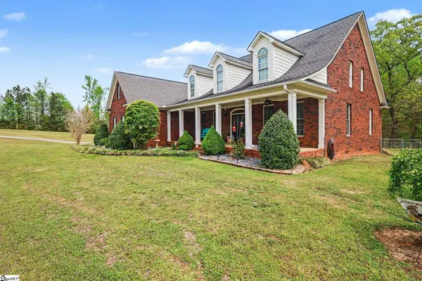 1074 Penland Road, Laurens, SC 29360