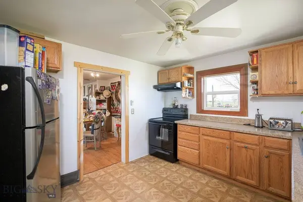 5213 Shepherd Acton RD, Shepherd, MT 59079