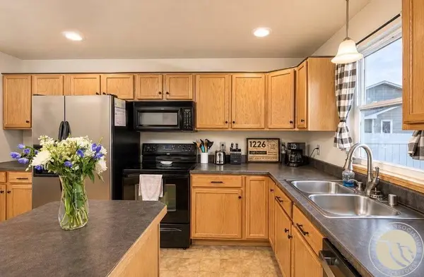 1226 Cottonwood BLVD #10, Billings, MT 59105
