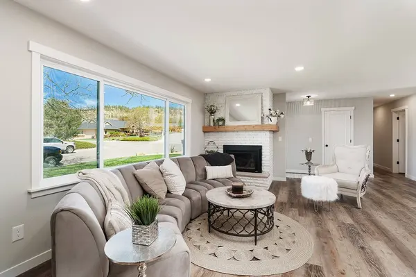 2911 Snowcrest DR, Billings, MT 59102