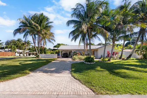 1605 Treemont AVE, Jupiter, FL 33469