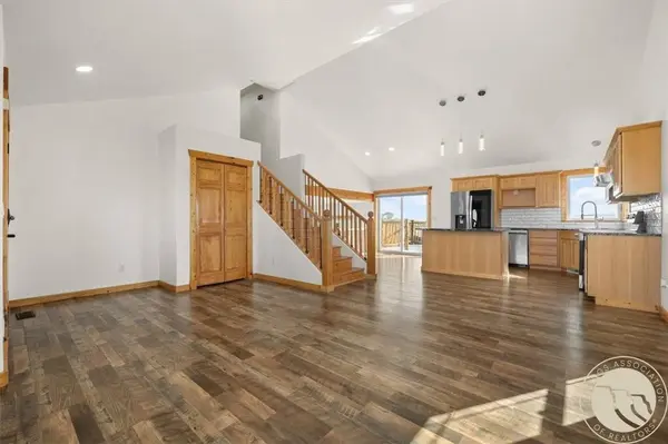 1960 Coyote Ridge RD N, Laurel, MT 59044