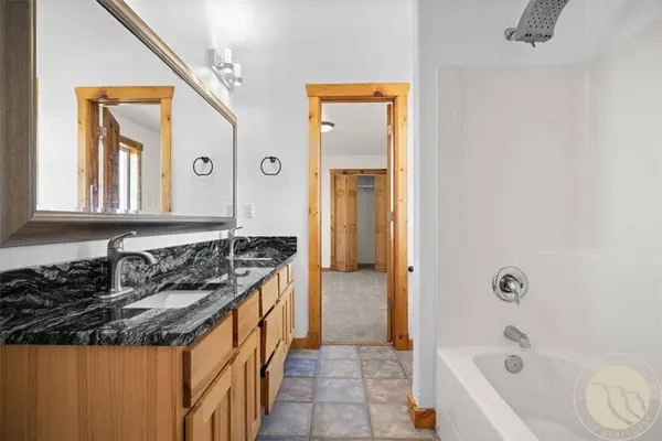 1960 Coyote Ridge RD N, Laurel, MT 59044