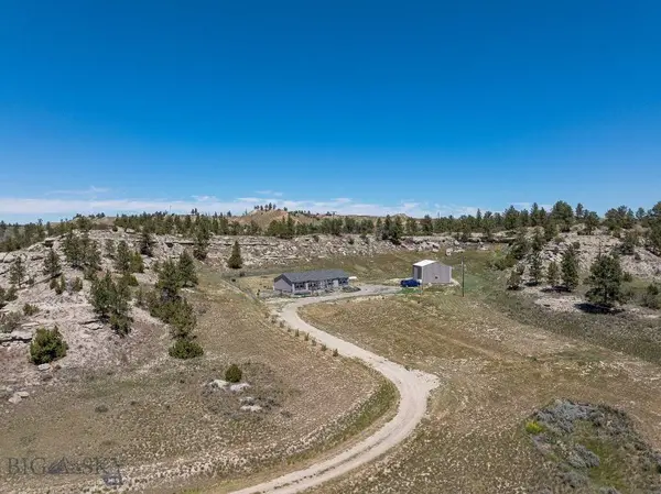 4 N Moonlight DR, Roundup, MT 59072