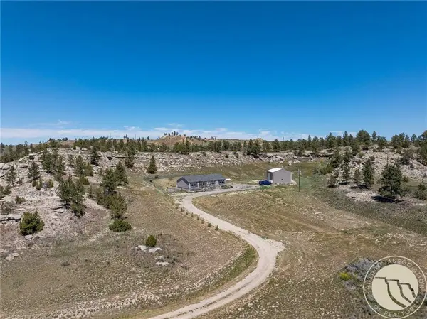 4 N Moonlight DR, Roundup, MT 59072