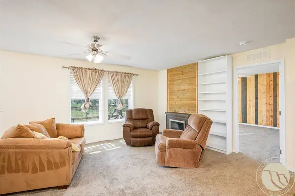 4 N Moonlight DR, Roundup, MT 59072