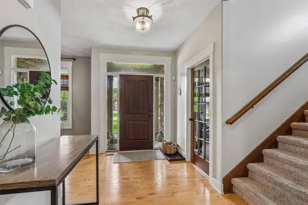 7025 Northwood Drive, Johnston, IA 50131