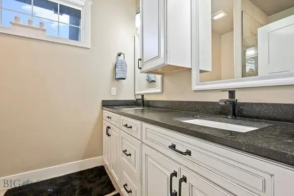 229 Sharron LN, Billings, MT 59105