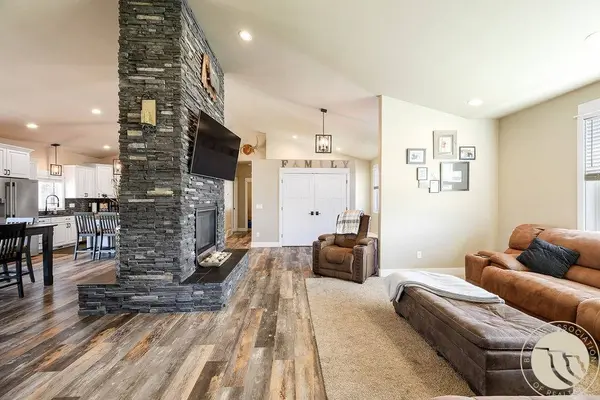 229 Sharron LN, Billings, MT 59105