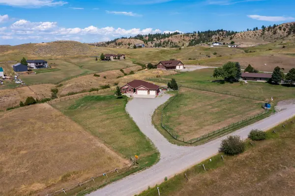 3877 High Trail RD, Billings, MT 59101