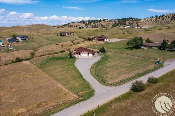 3877 High Trail RD, Billings, MT 59101