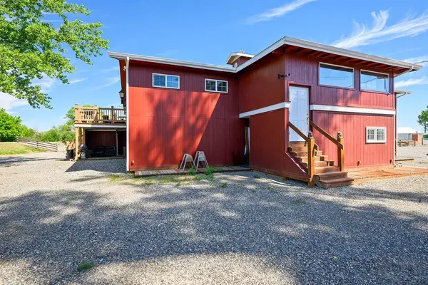 1650 Nahmis AVE, Huntley, MT 59037