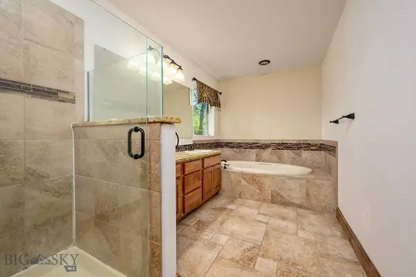 102 S 3rd ST, Roberts, MT 59070