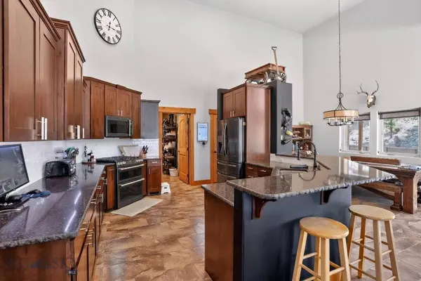 2727 Buffalo Trail RD, Molt, MT 59057