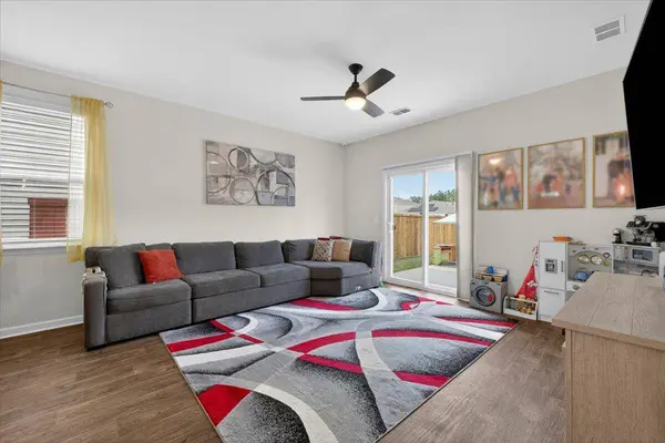 475 Cedarview Rd, Summerville, SC 29486