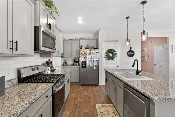 475 Cedarview Rd, Summerville, SC 29486