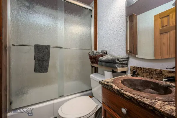 2409 Rosewyn LN, Billings, MT 59102