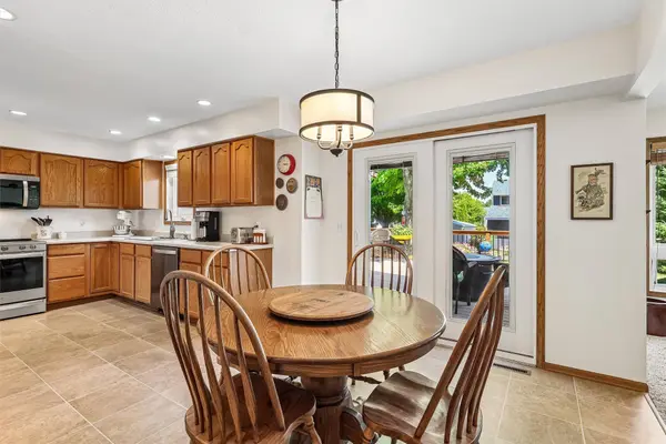 5405 NW 91st Street, Johnston, IA 50131